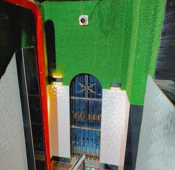 Hotel Raghunandan Near Shree Ram Janambhumi