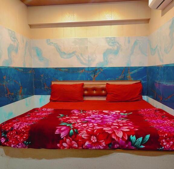 Hotel Raghunandan Near Shree Ram Janambhumi