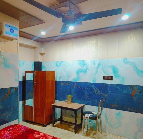 Hotel Raghunandan Near Shree Ram Janambhumi