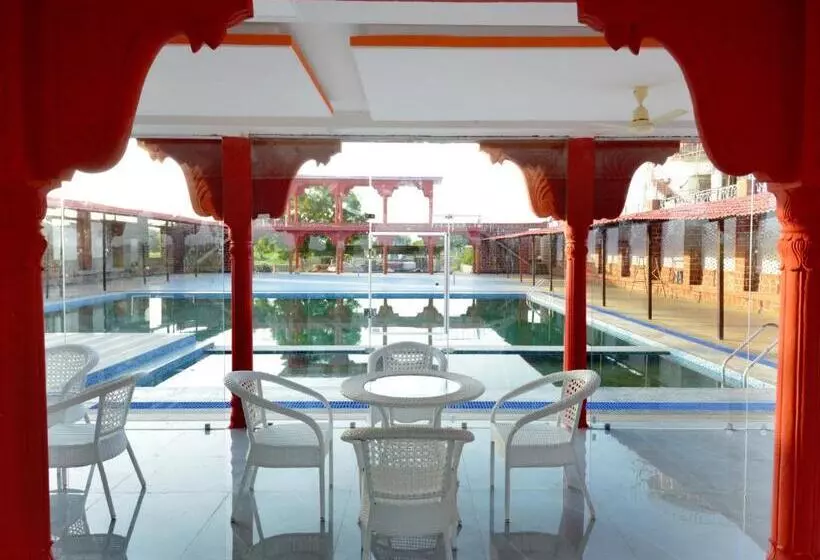 ホテル Rawat Resort