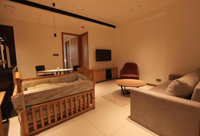 Hotel The World Surat