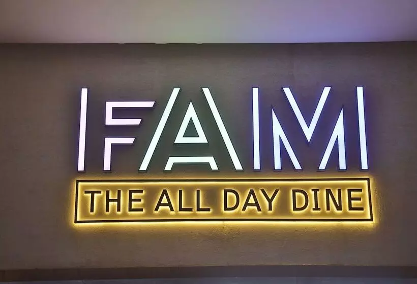 Hotelli The World Surat