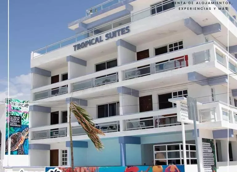 ホテル Tropical Suites