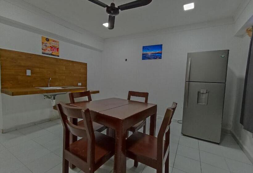 Hotel Tropical Suites