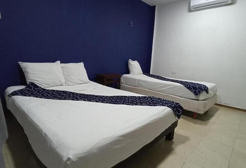 Hotel Tropical Suites