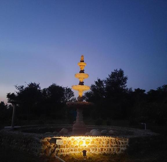 בית מלון כפרי Vedic Farms