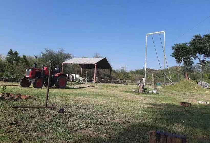 ホテル Vedic Farms