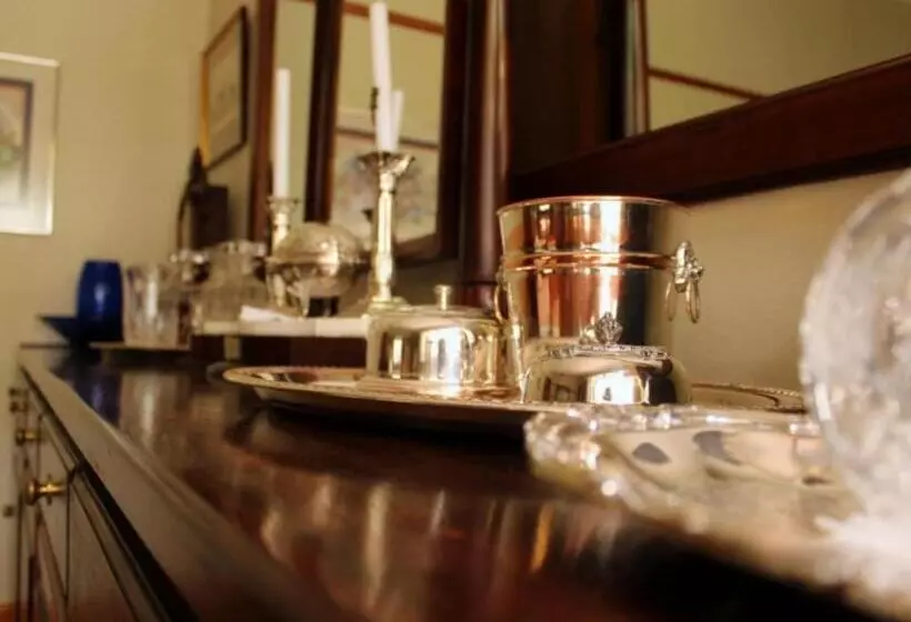 Aamiaismajoitus (B&B) Linge Longa