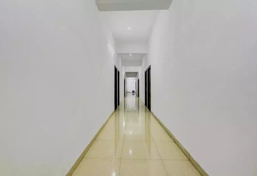 Oyo Hotel Radhe
