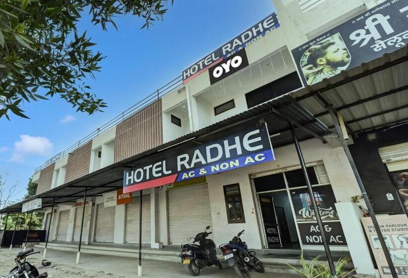 Oyo Hotel Radhe