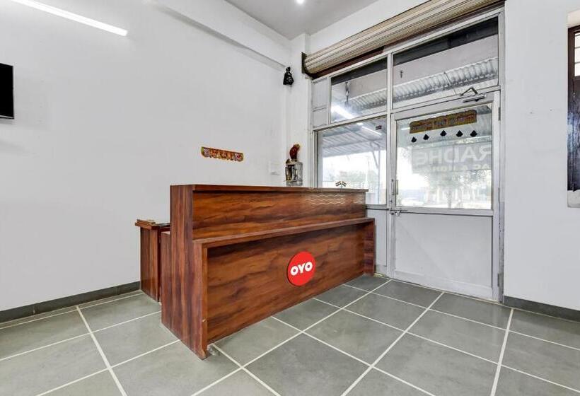 Oyo Hotel Radhe