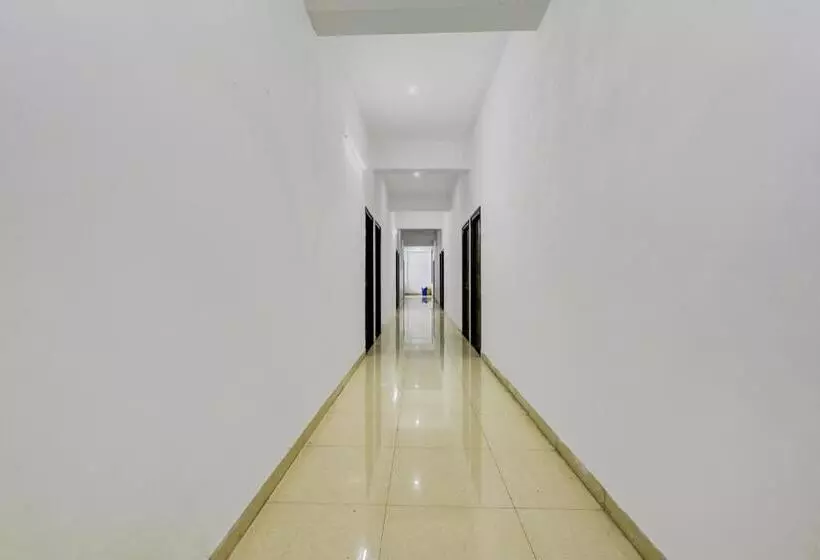 Oyo Hotel Radhe