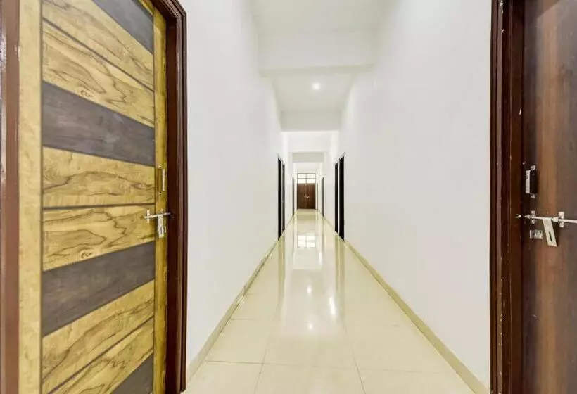Oyo Hotel Radhe