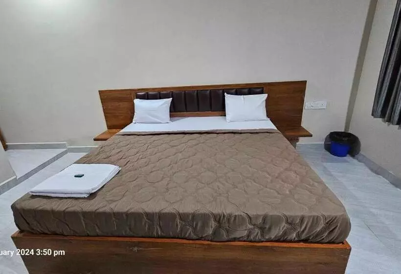 Oyo Hotel Vaidehi