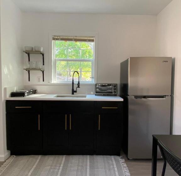 Пансион Jefferson: Attached Garage