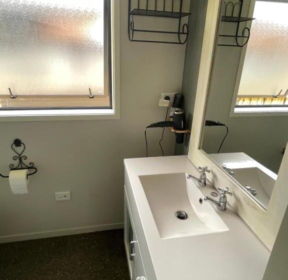 Pensionat Lovely Master Room With Private Bathroom