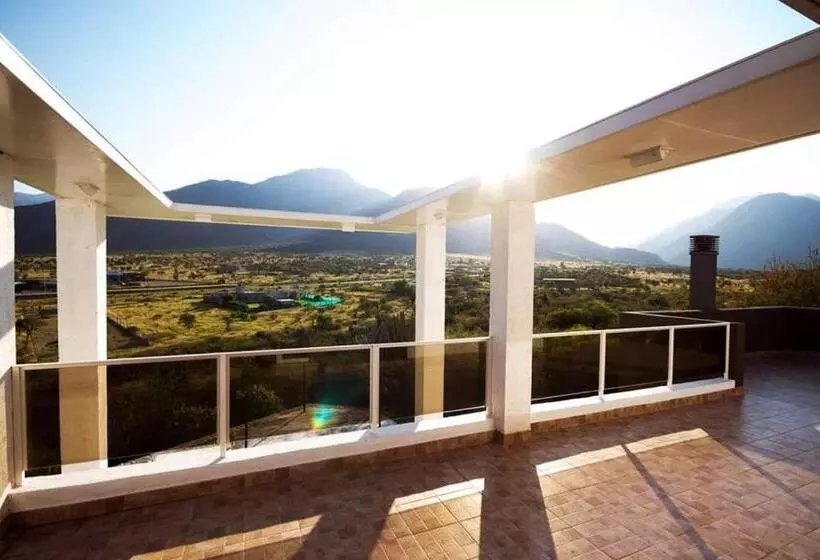 Qhawana Cabañas & Suites
