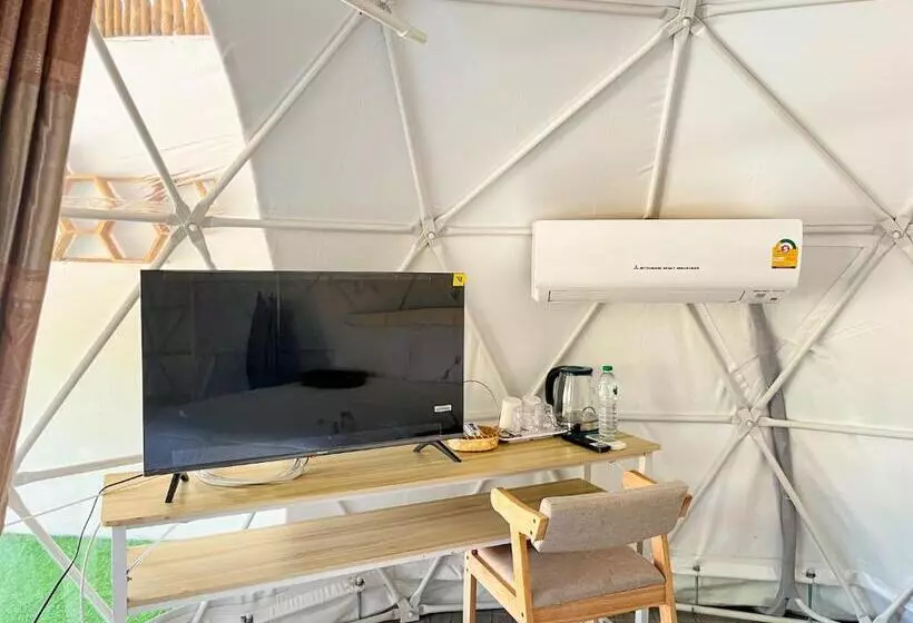 Lomakeskus Ek Ka Nake