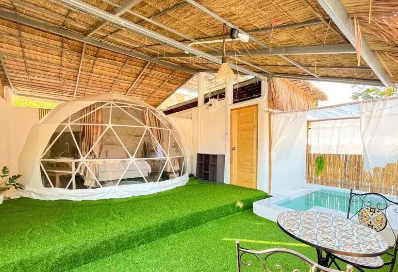 Lomakeskus Ek Ka Nake