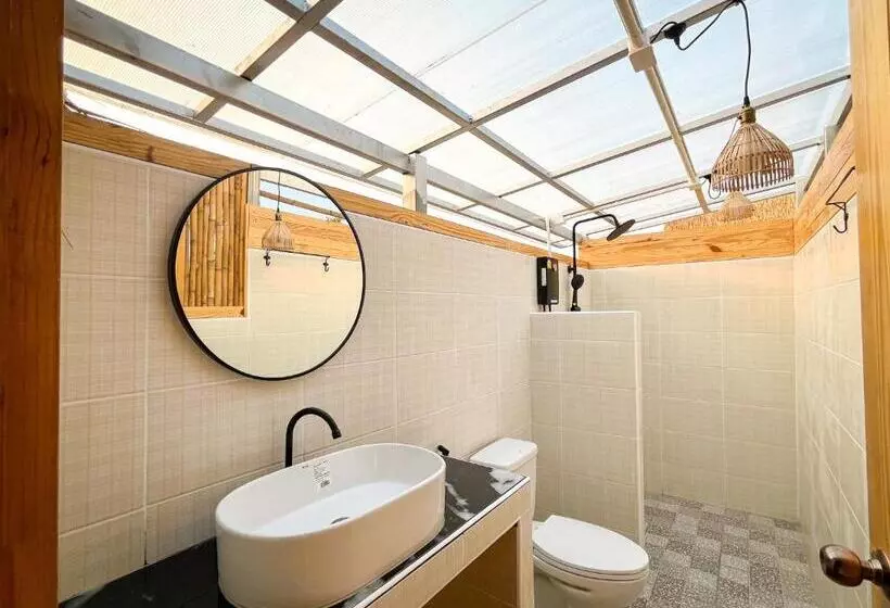 Lomakeskus Ek Ka Nake