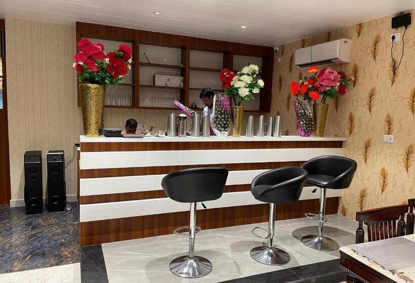 The Skylite Hotel & Banquet