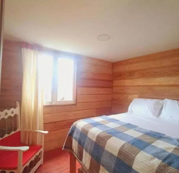 ユースホステル Rancho El Vergel