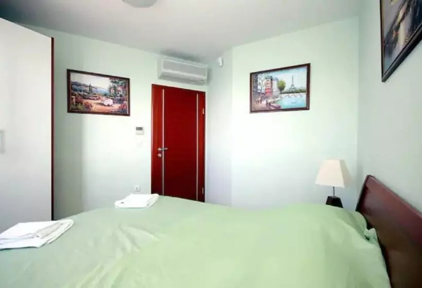 Plava Villa
