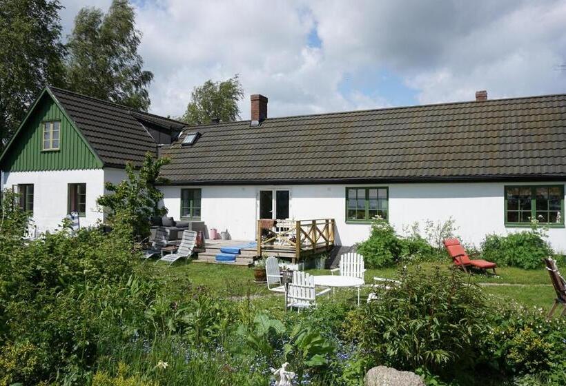 تختخواب و صبحانه Adagio På österlen