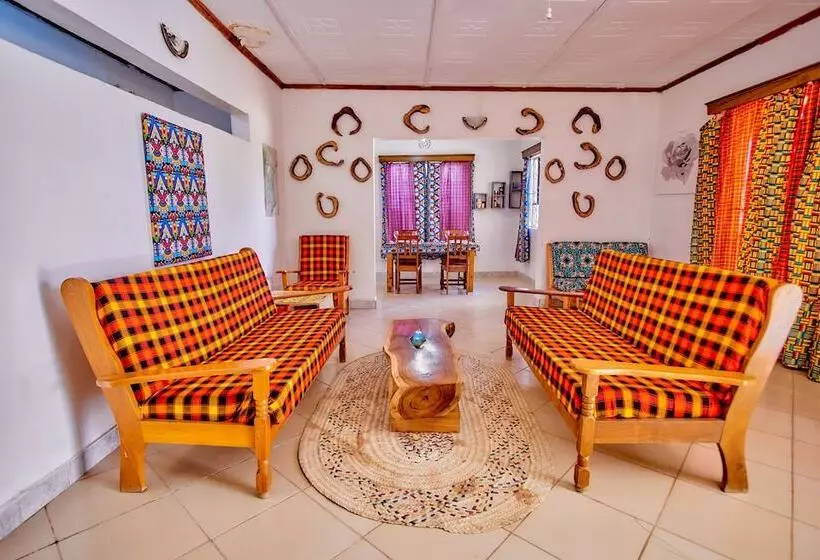 ベッドアンドブレックファースト Tanzania Garden Villas   Usa River
