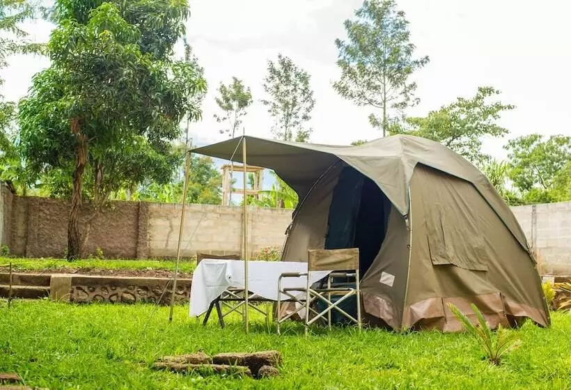 ベッドアンドブレックファースト Tanzania Garden Villas   Usa River