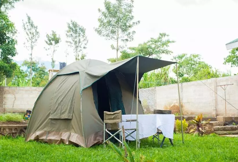 ベッドアンドブレックファースト Tanzania Garden Villas   Usa River