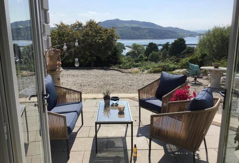 민박 Ten Beacon Hill