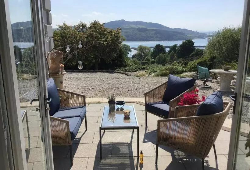 Aamiaismajoitus (B&B) Ten Beacon Hill