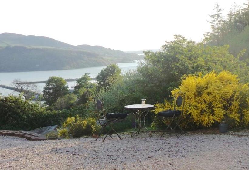 민박 Ten Beacon Hill