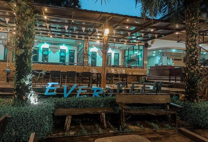 Evergreen Resort Chanthaburi
