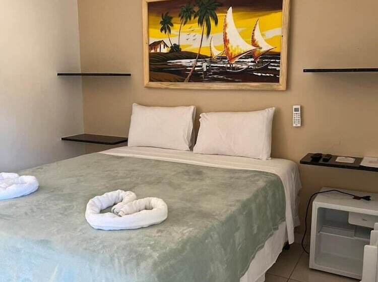 여관 Pousada La Belle