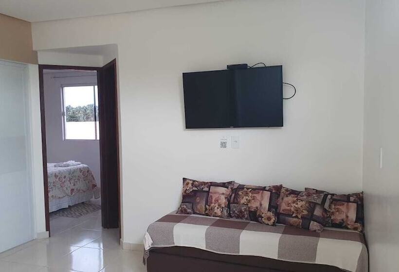 여관 Pousada La Belle