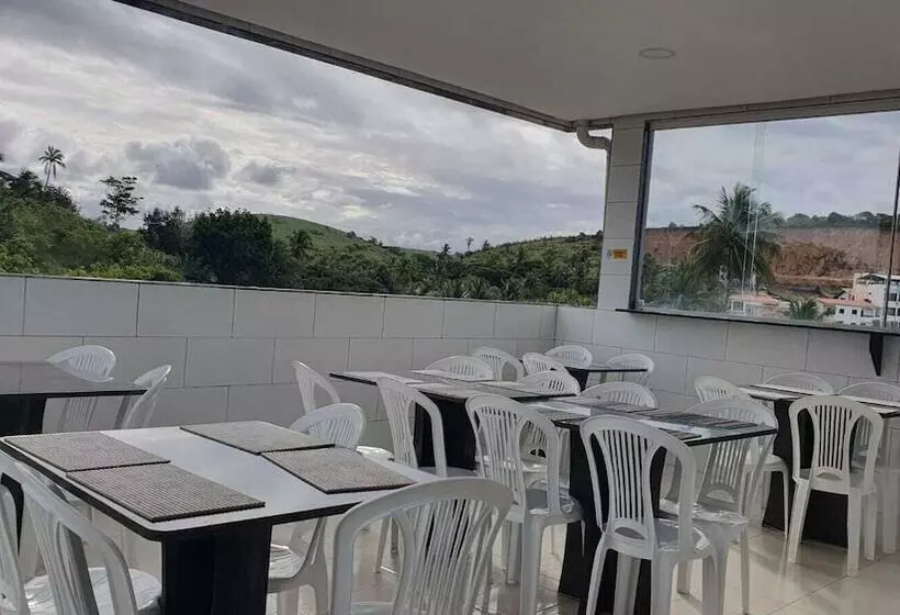 Hostelli Pousada La Belle