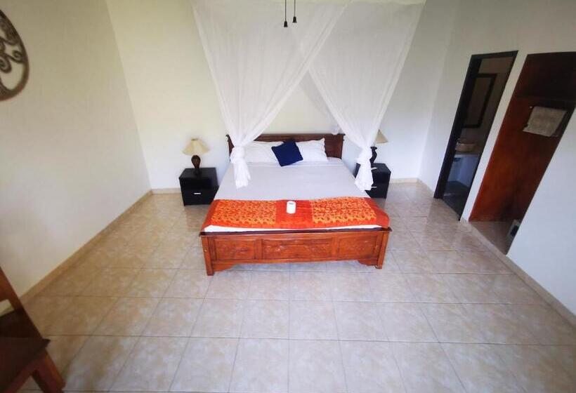 酒店 Amed Yogika Center, Villas, Sauna And Restaurant