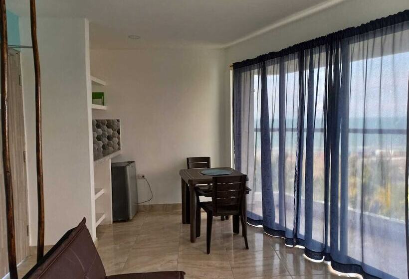 فندق Avadia Del Mar