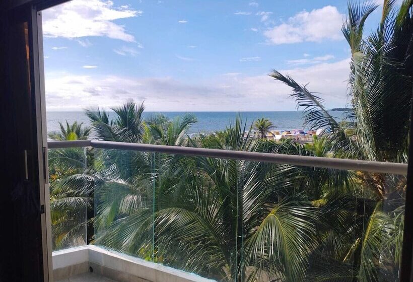 فندق Avadia Del Mar