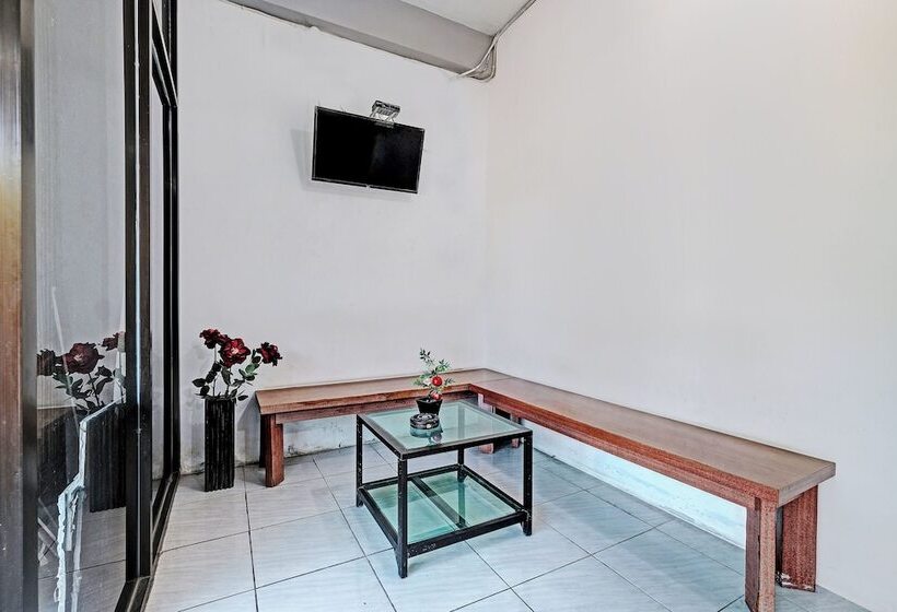 Hotelli Collection O 92864 Mitra Residence