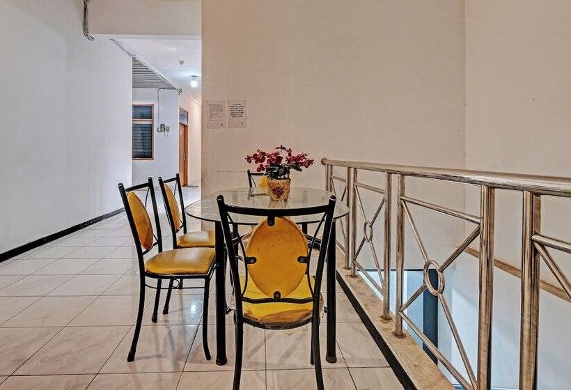 Hotelli Collection O 92864 Mitra Residence