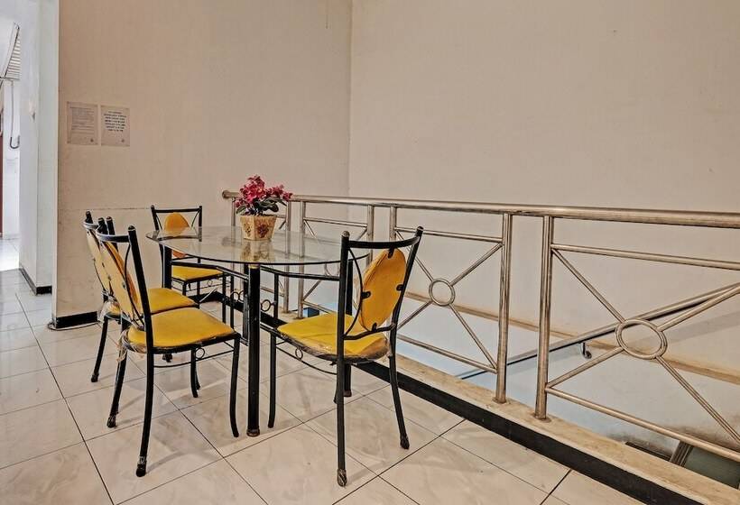 Hotelli Collection O 92864 Mitra Residence