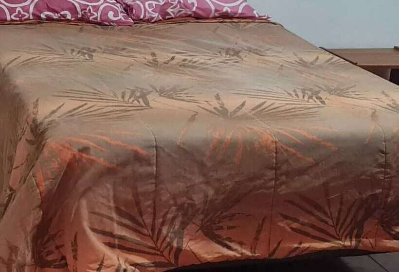 Hotel Hostal Rancho Checar