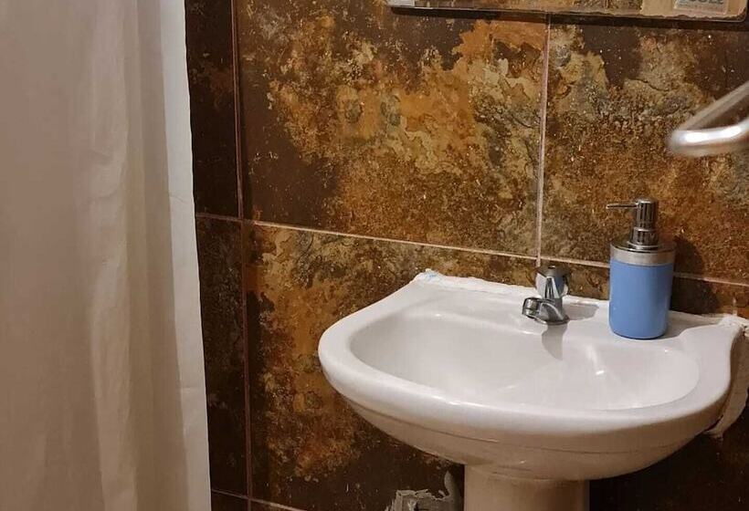 Hotel Hostal Rancho Checar