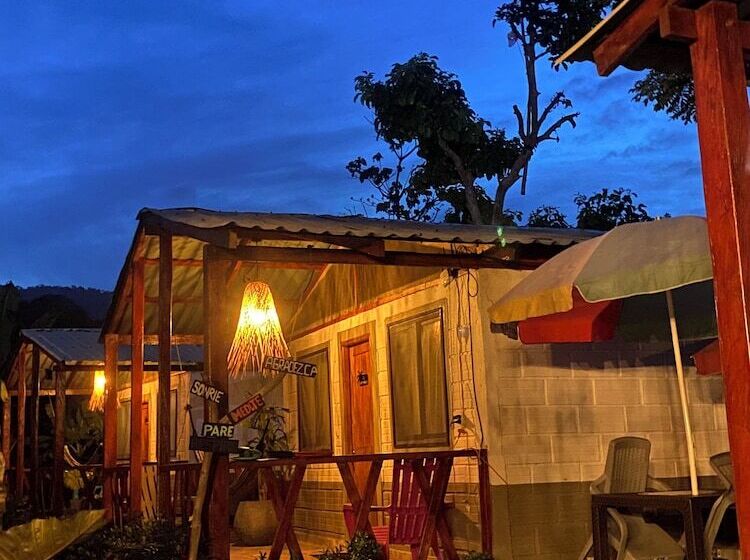 Hotel Las Rocas Village Eco