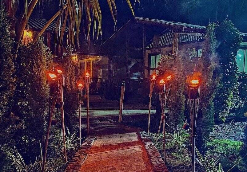 Hotel Las Rocas Village Eco