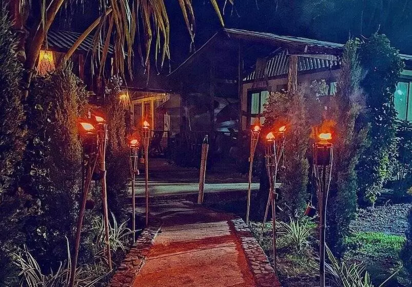 ホテル Las Rocas Village Eco