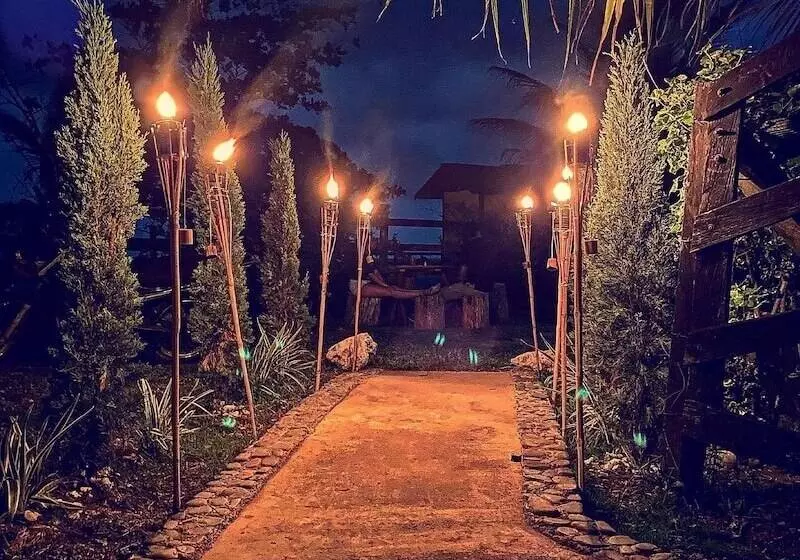 ホテル Las Rocas Village Eco